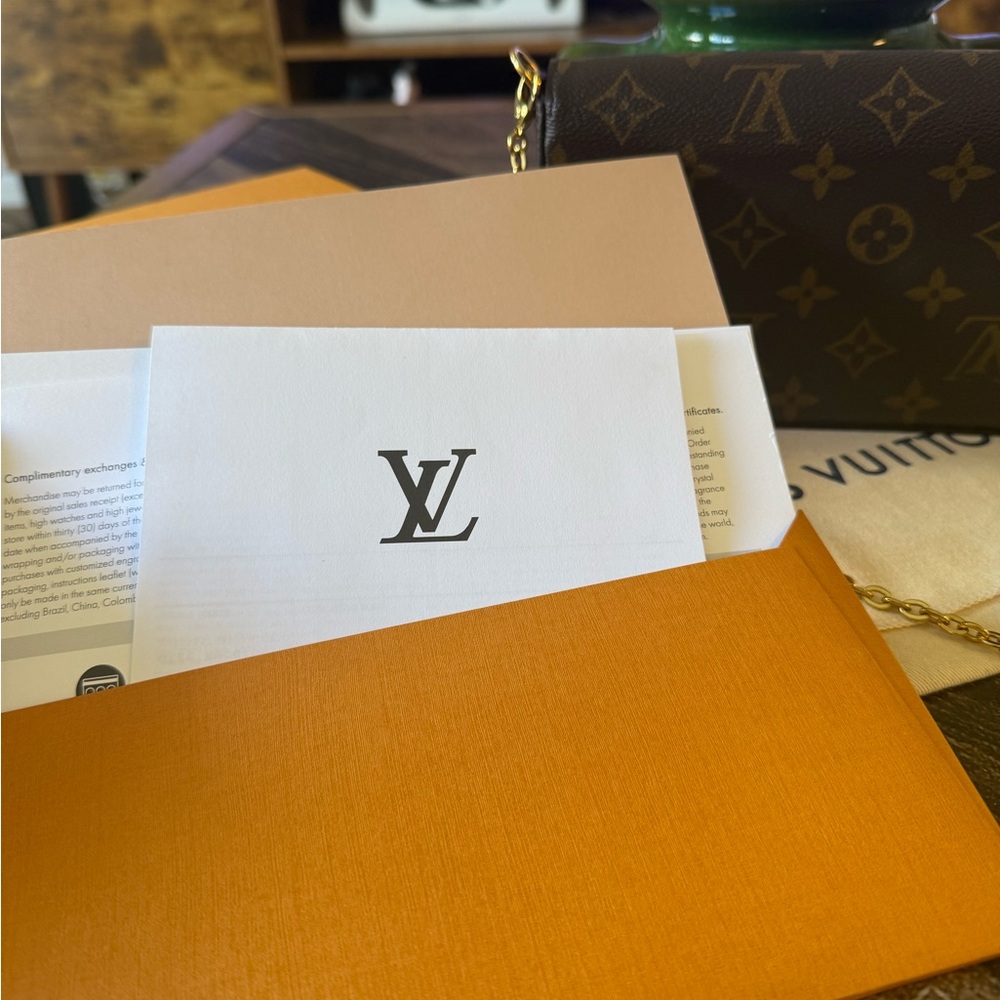 Louis Vuitton Crossbody Bag - Brown and Gold - Picture 5 of 10